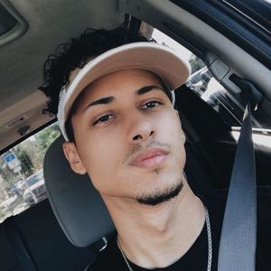 Meet your Posher, Wallé